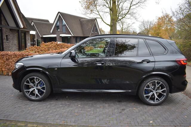 BMW X5 xDrive45e High Executive 395PK BOMVOL PANO, ACC ENZ.