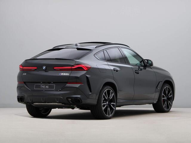 BMW X6 M60i xDrive Active Steering / Comfortzetels / Panoramadak / Bowers & Wilkens / Trekhaak