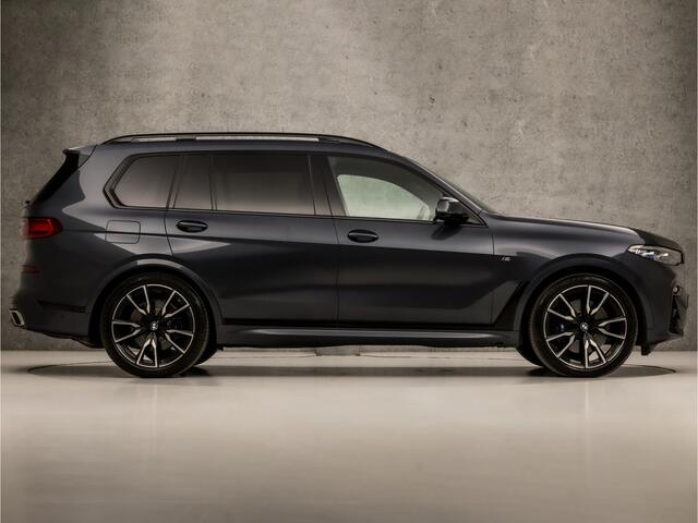 BMW X7 xDrive40i M Sport High Executive 7 Persoons 340Pk Automaat (SKYLOUNGE PANORAMADAK, ALCANTARA HEMELBEKLEDING, SOFTCLOSE, LUCHTVERING, LASER KOPLAMPEN, HEAD-UP DISPLAY, 360 CAMERA, HARMAN/KARDON, OFFROAD PAKKET, COMFORT ZETELS, NIEUWSTAA