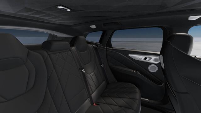 BMW XM PHEV 50e High Executive Automaat / Trekhaak / Adaptief M Onderstel Professional / M Multifunctionele Stoelen / Bowers & Wilkins / Soft-Close / Parking Assistant Plus