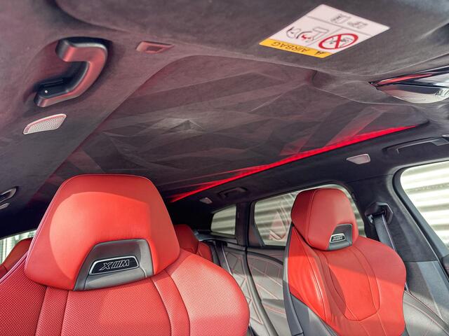 BMW XM PHEV Label Red 30 kWh