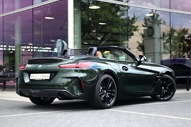 BMW Z4 Roadster sDrive30i High Executive M Sport Automaat / M Sportstoelen / Achteruitrijcamera / Stuurverwarming / Adaptieve LED / Active Cruise Control / Comfort Access