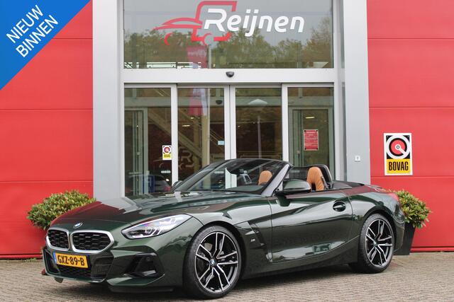 BMW Z4 Roadster sDRIVE 20i HIGH EXECUTIVE M-SPORT AUTOMAAT | M INTERIEURPAKKET | M EXTERIEURPAKKET | M SPORTSTUUR | 19" VIJFDUBBELSPAAKS M SPORTWIELEN | NAVIGATIE | DRAADLOZE APPLE CARPLAY / ANDROID AUTO | LEDER VERNASCA COGNAC | STOEL / STUUR VERWARMING | ACH