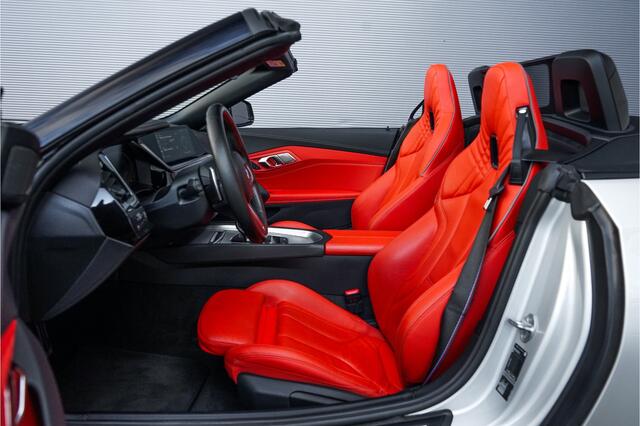 BMW Z4 Roadster sDrive30i High Ex Ed M-Sport HUD ACC H/K NL Auto 19"