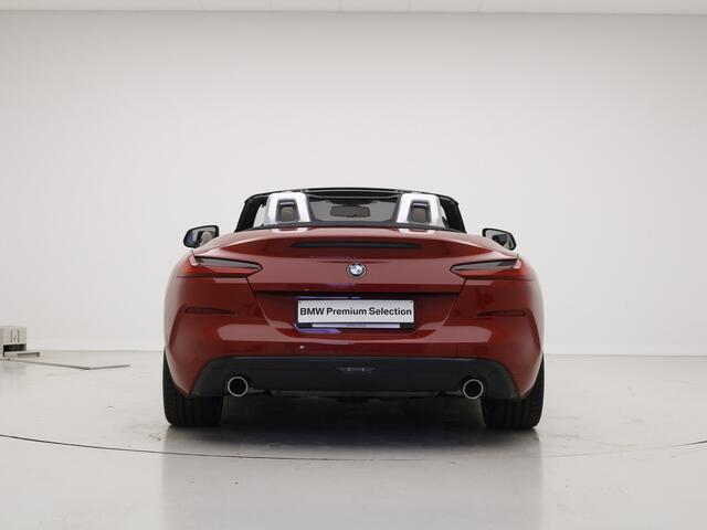 BMW Z4 Roadster sDrive20i SportLine | M-Sportstoelen | Comfort Access | Hifi | Stoelverwarming