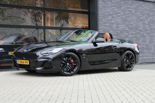 BMW Z4 Roadster sDrive20i High Executive | NIEUWSTAAT! | M-SPORT | KEYLESS | STUURVERW | SFEER | CAMERA | LED | ALARM KLASSE 3 |