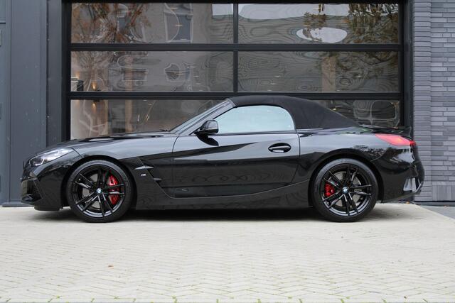 BMW Z4 Roadster sDrive20i High Executive | NIEUWSTAAT! | M-SPORT | KEYLESS | STUURVERW | SFEER | CAMERA | LED | ALARM KLASSE 3 |