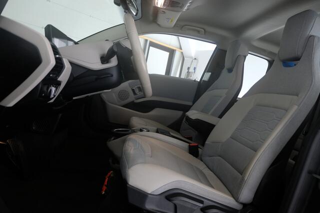 BMW i3 94Ah 33 kWh | STOELVERW. | NAVI GROOT |