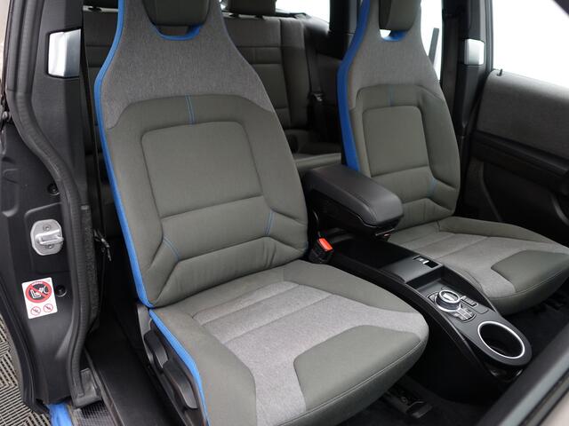 BMW i3 High Voltage Edition 94Ah 33 kWh- Xenon Led, Park Assist, Stoelverwarming, Navigatie, Cruise, Privacy Glass