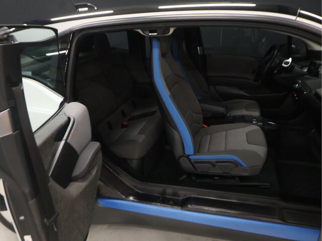 BMW i3 S 94Ah 33 kWh [PDC ACHTER, LEDVERLICHTING, BLUETOOTH, CRUISE, CLIMATE, NAVIGATIE, NIEUWSTAAT]