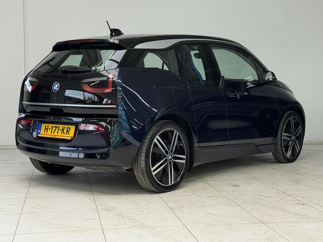 BMW i3 Executive Edition 120Ah 42 kWh | Stoelverwarming | Navi | Camera