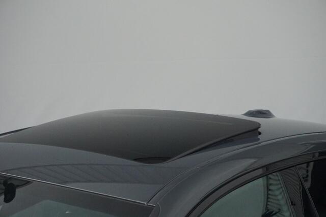 BMW i4 eDrive35 M Sportpakket Pro 20'' / Glazen schuif-/kanteldak / Harman Kardon / Stuurwielrand verwarmd