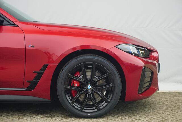 BMW i4 eDrive35 M sportpakket Pro Schuif-/kanteldak / Comfort Access / Active Cruise Control / Stuur-stoelverwarming