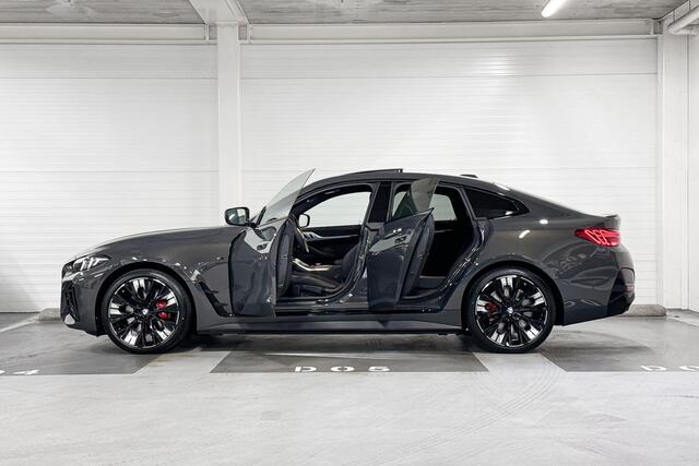 BMW i4 eDrive35 | M-Sport Pro | Comfort Pack | Active Cruise Control | Hifi System | Schuif-/kanteldak | Comfort Access | Trekhaak