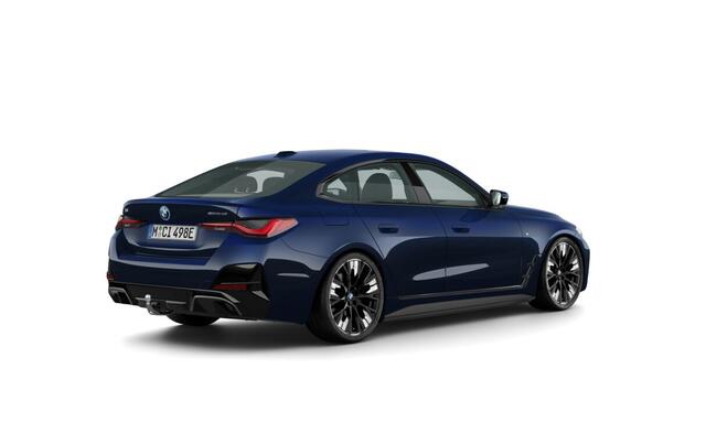 BMW i4 eDrive40 | M-Sport | 20'' | S/k-dak | HiFi | Comf. Acc. | Trekhaak | Stuur + stoelverw. | Camera