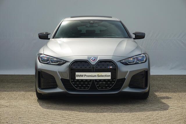 BMW i4 M50 High Executive | M Carbon Pakket / Schuif-kanteldak / Memory stoelen / BMW Laserlight / Harman Kardon / M Sportstoelen