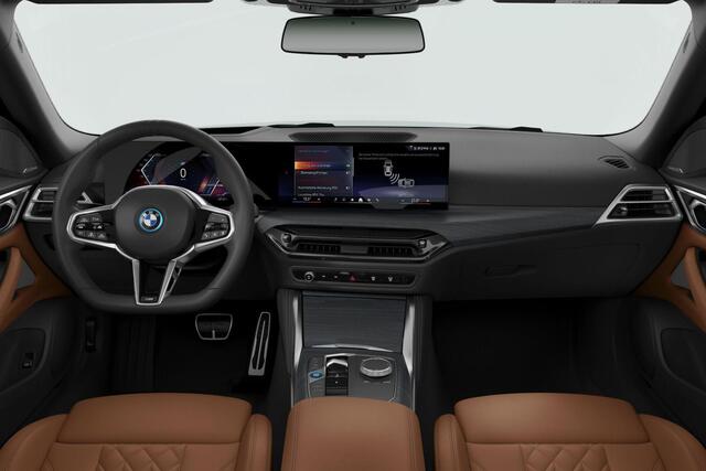 BMW i4 xDrive40 84 kWh M Sport Pro | Trekhaak | Individual leder