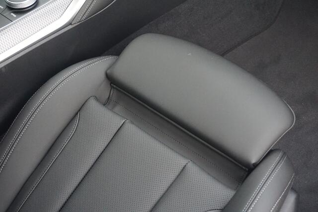 BMW i4 eDrive40 M Sport Pro | Elektrisch schuif-kanteldak / Memory Stoelen / Harman Kardon / Comfort Access / Stoel & Stuurwiel verwarming