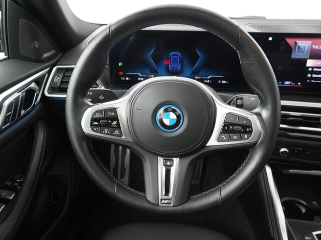 BMW i4 M50 High Executive 84 kWh | Driving Assistant Professional | Trekhaak | Harman Kardon |