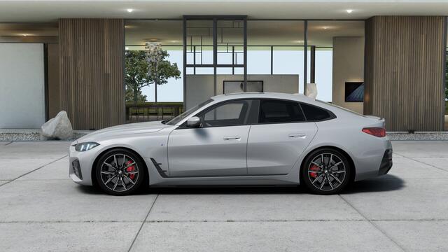 BMW i4 eDrive40 M Sport / Schuif-kanteldak / Achteruitrijcamera / Comfort Access / Adaptieve LED / Stoelverwarming / Widescreen Display