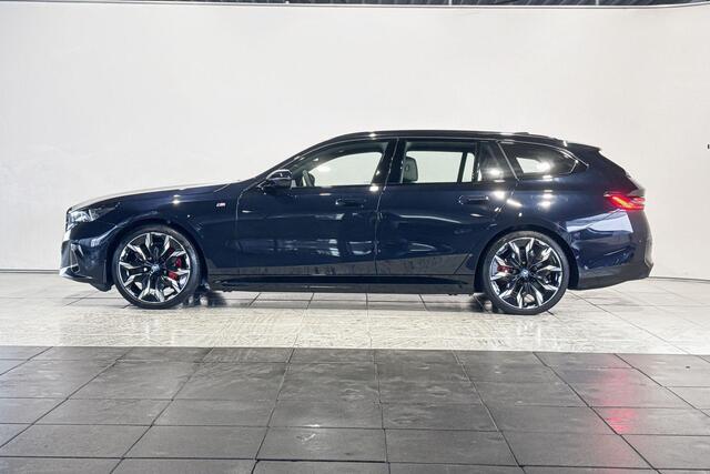 BMW i5 Touring eDrive40 M Sport Edition Innovation Pack - Beschikbaar vanaf: Mei 2025