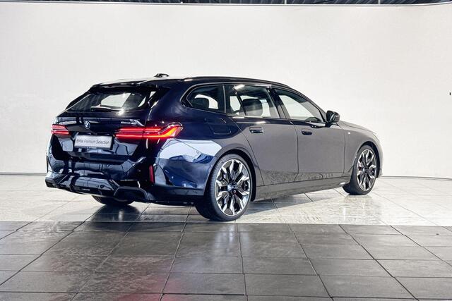BMW i5 Touring eDrive40 M Sport Edition Innovation Pack - Beschikbaar vanaf: Mei 2025
