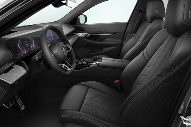 BMW i5 Sedan eDrive40