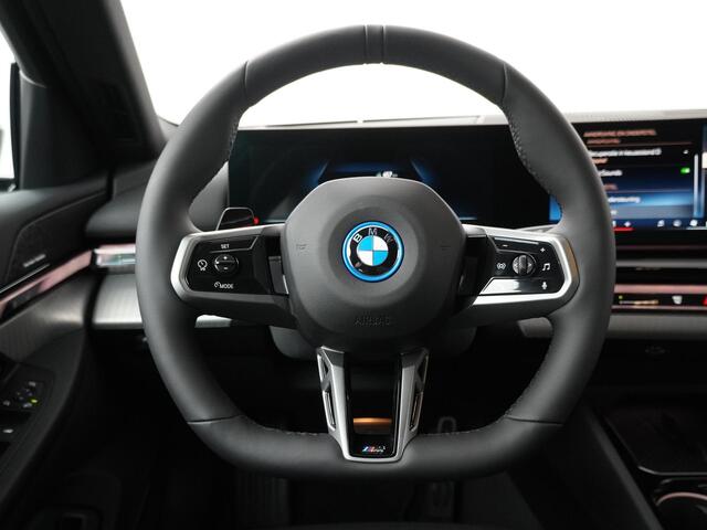 BMW i5 eDrive40 | M Sport Package Pro | Travel Package
