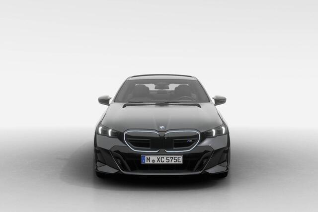 BMW i5 Sedan M60 xDrive | M Sport Pro | Innovation Pack | Travel Pack | Comfort Pack