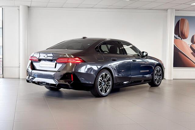 BMW i5 eDrive40 M Sport Edition 84 kWh | Stoelventilatie | Comfort Access | Harman Kardon | Trekhaak |