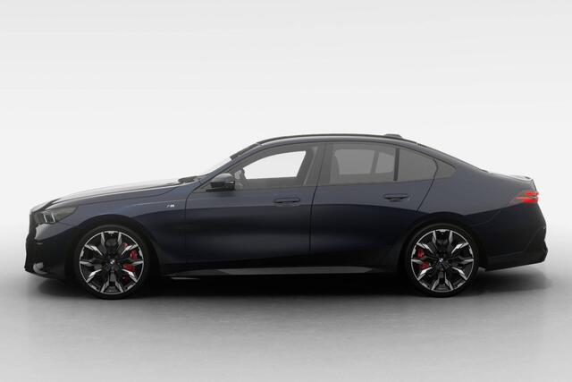 BMW i5 Sedan eDrive40 M Sport Edition | M Sport Pro | Innovation Pack | Travel Pack | Comfort Pack