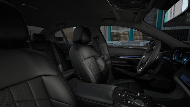 BMW i5 eDrive40 M Sport / Bowers & Wilkins / Adaptieve LED / Comfort Access / Stoelventilatie / Parking Assistant Plus / Stuurverwarming