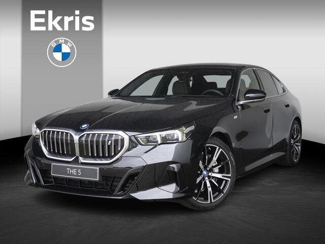 BMW i5 eDrive40 M Sportpakket 20'' / Panoramadak / Comfortstoelen / Harman Kardon / Trekhaak