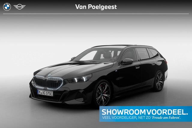 BMW i5 Touring eDrive40 M Sport Edition | M Sport Pro | Innovation Pack | Travel Pack | Comfort Pack | Showroomvoordeel