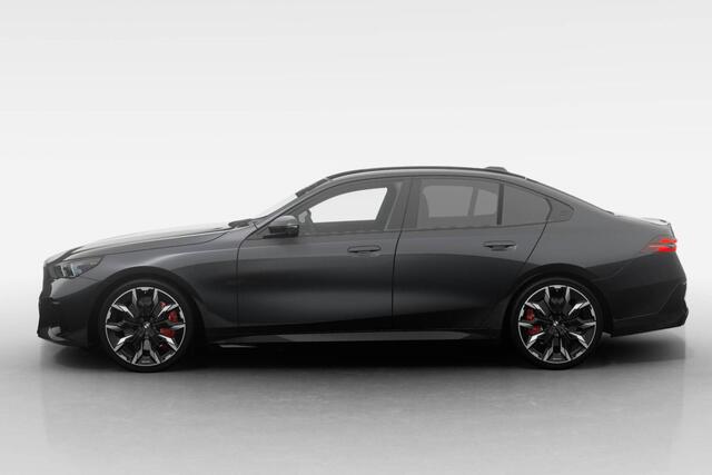 BMW i5 Sedan eDrive40 M Sport Edition | M Sport Pro | Innovation Pack | Travel Pack | Comfort Pack