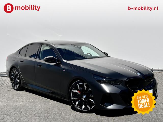 BMW i5 M60 xDrive M Sportpakket Pro Nw.prijs ¤135.592,- Trekhaak | Glazen Panoramadak | Driving Assistant Prof. | Parking Assistant prof. | Bowers & Wilkins Sound System