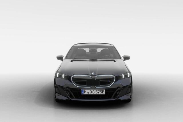 BMW i5 Sedan M60 xDrive | M Sport Pro | Innovation Pack | Travel Pack | Comfort Pack