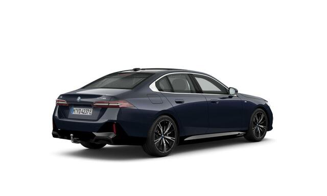 BMW i5 eDrive40 | M Sport Edition | M Sportpakket | Innovation Pack | Travel Pack | Comfort Pack