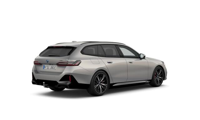 BMW i5 Touring eDrive40 | M-Sport Pro | 20'' | Panorama. | Trekhaak | Park. Plus | Head-Up | Comf. Acc. | Harman/Kardon | Stuur + Stoelverw. | Driv. Ass. | Getint glas | Adapt. LED