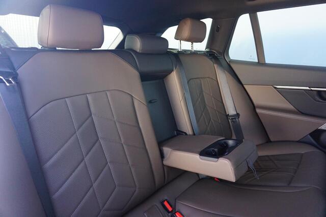 BMW i5 Touring eDrive40 M Sport Edition 19'' / Driving Assistant Plus / Comfort Acces / Adaptieve LED koplampen