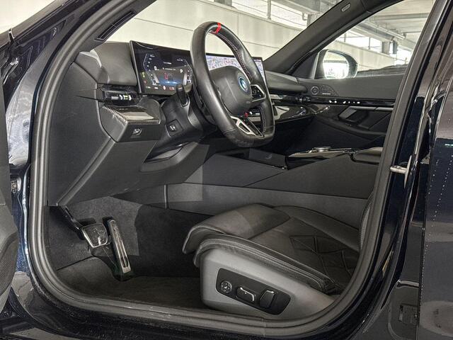 BMW i5 Sedan M60 xDrive 84 kWh