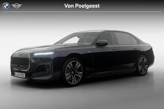 bmw-i7-edrive50-privilege-edition-