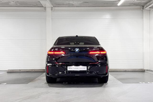 BMW i7 eDrive50 | M-Sport Pro | Innovation Pack | Executive Pack | Connoisseur Pack | Climate Acoustics Pack | Driving Assistant Professional | Parking Assistant Professional | Sky Lounge