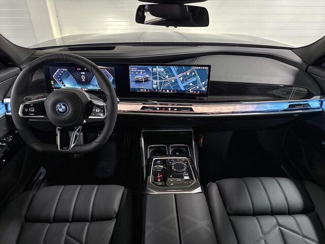 BMW i7 eDrive50 | M-Sport Pro | Innovation Pack | Executive Pack | Connoisseur Pack | Climate Acoustics Pack | Driving Assistant Professional | Parking Assistant Professional | Sky Lounge