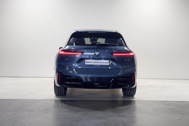 BMW iX xDrive45 Innovation Pack M Sportpakket Pro - Beschikbaar vanaf: September 2028