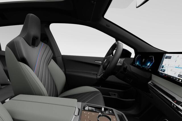 BMW iX xDrive45