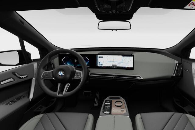 BMW iX xDrive45 | M Sport Pro | Comfort Pack | Innovation Pack | Trekhaak | Sky Lounge