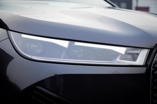 BMW iX xDrive40 Excellence 77 kWh / M-Sportpakket / Pano / Trekhaak