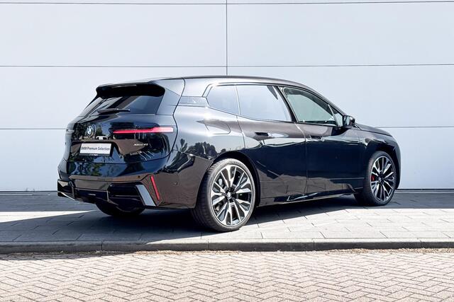 BMW iX xDrive45 101 kWh