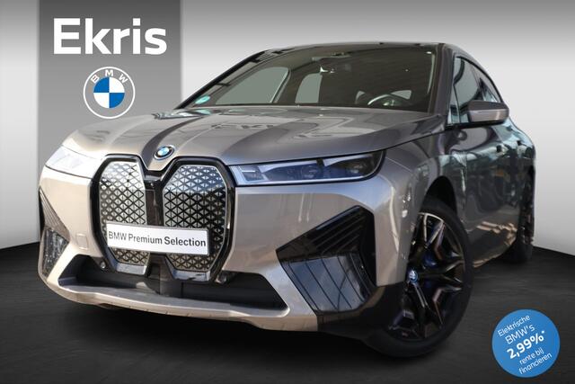 BMW iX xDrive40 Sportpakket | Driving Assistant Professional